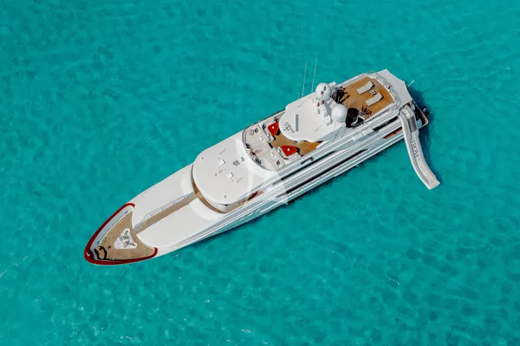Charter Yacht FAR FROM IT - Richmond 142 - 5 Cabins - Nassau - Exumas - Eleuthera - Paradise Island - Bahamas