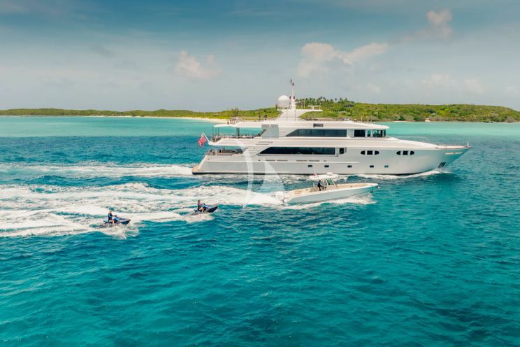 Charter Yacht FAR FROM IT - Richmond 142 - 5 Cabins - Nassau - Exumas - Eleuthera - Paradise Island - Bahamas