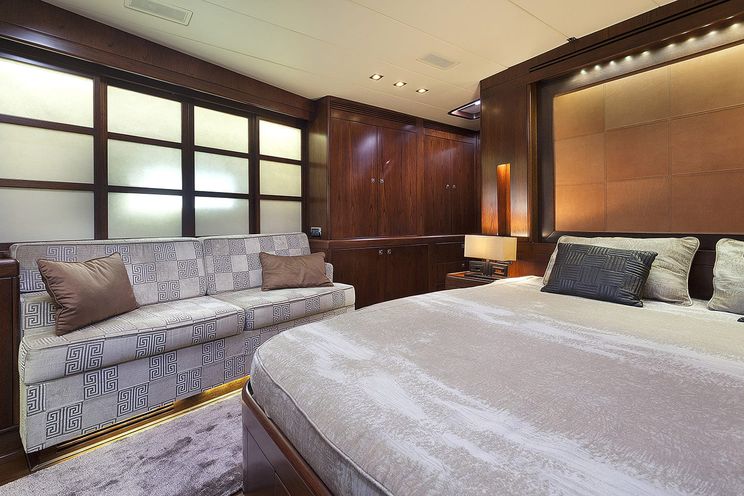 Charter Yacht FARANDWIDE - Southernwind 100 - Rome - Naples - Capri - Palermo