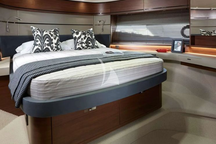 Charter Yacht FAR&AWAY - Princess 66 - 3 Cabins - Corfu - Lefkas - Kefalonia - Ionian Sea - Greece