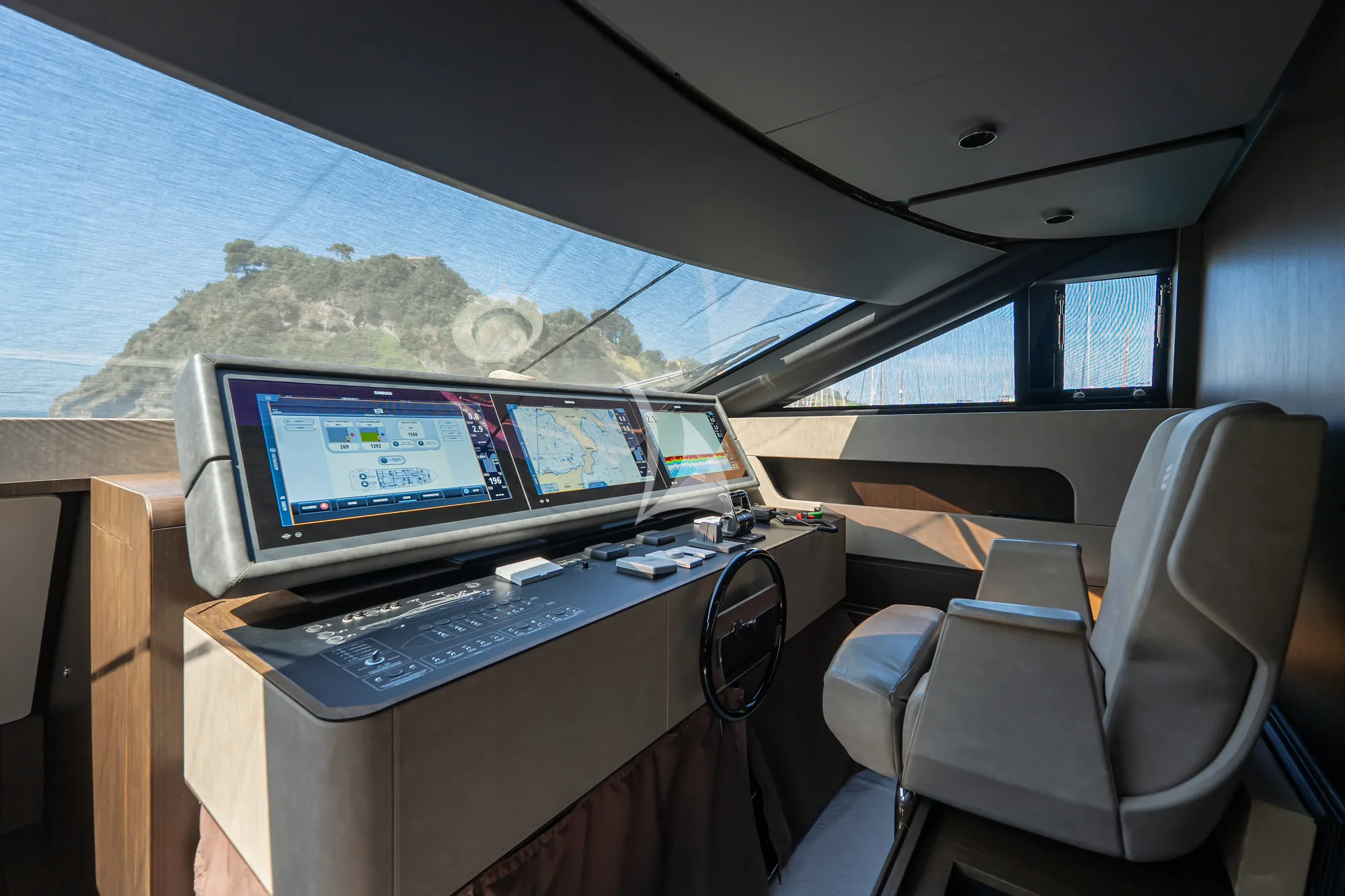Charter Yacht FAST - Ferretti 860 - 4 Cabins - Olbia - Porto Cervo - La Maddalena - Sardinia - Italy