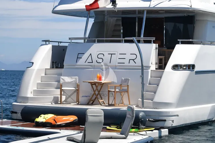 Charter Yacht FASTER - Sanlorenzo 88 - 4 Cabins - St Tropez - Cannes - Nice - Antibes - French Riviera -