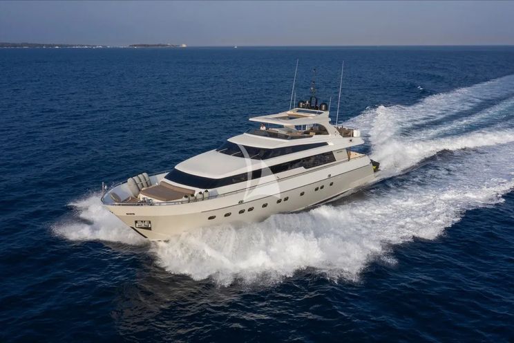 Charter Yacht FASTER - Sanlorenzo 88 - 4 Cabins - St Tropez - Cannes - Nice - Antibes - French Riviera -