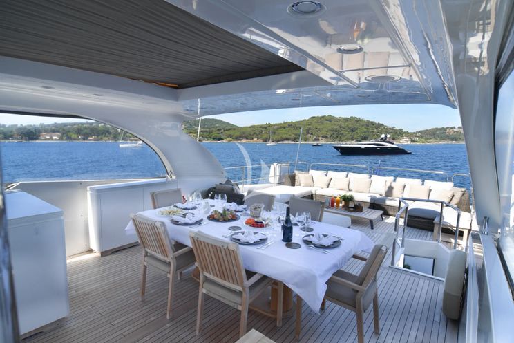 Charter Yacht FASTER - Sanlorenzo 88 - 4 Cabins - St Tropez - Cannes - Nice - Antibes - French Riviera -