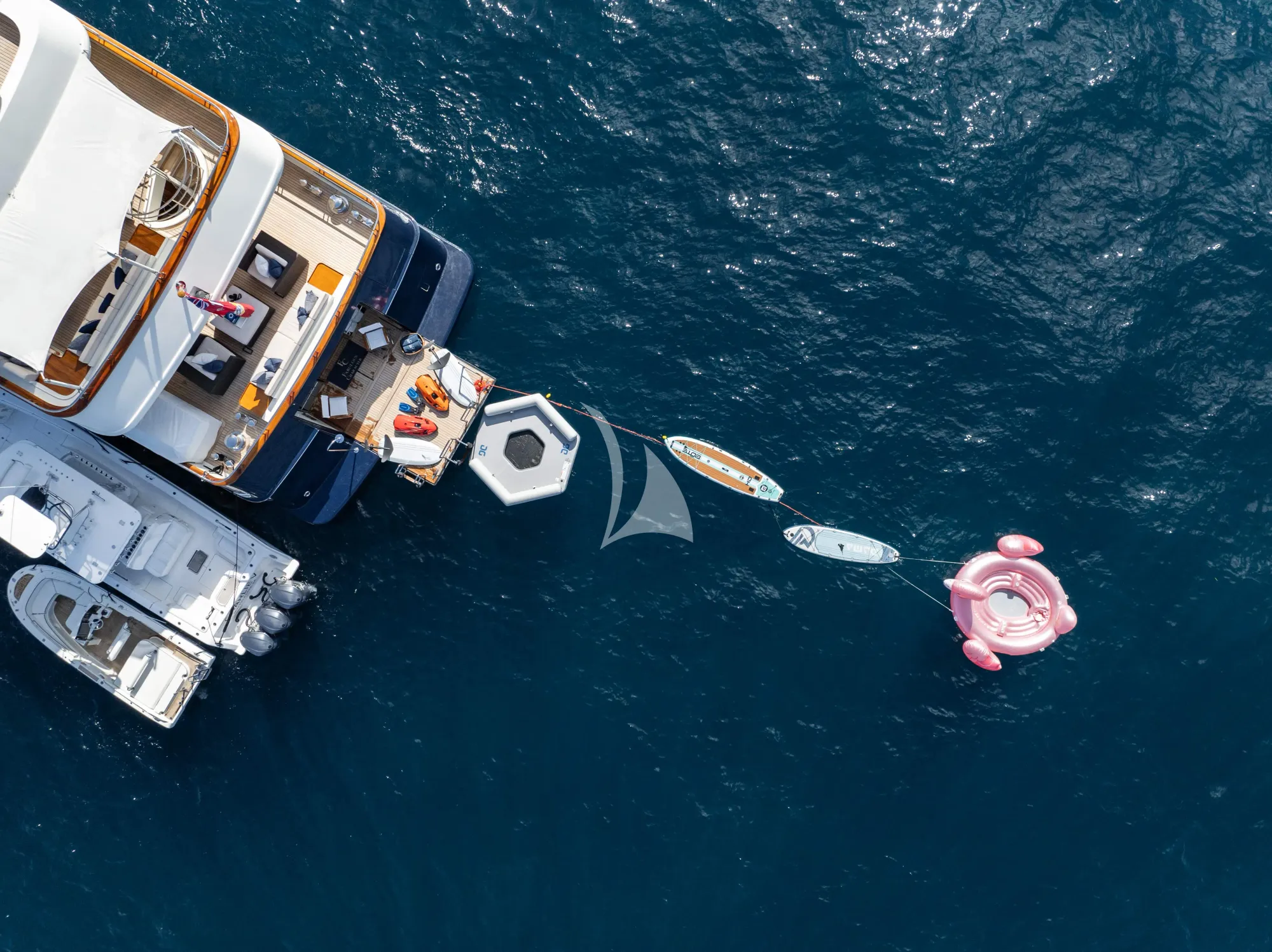 Charter Yacht FABULOUS CHARACTER - Holland Jachtbouw 42m - 5 Cabins - Nassau - Exumas - Bahamas