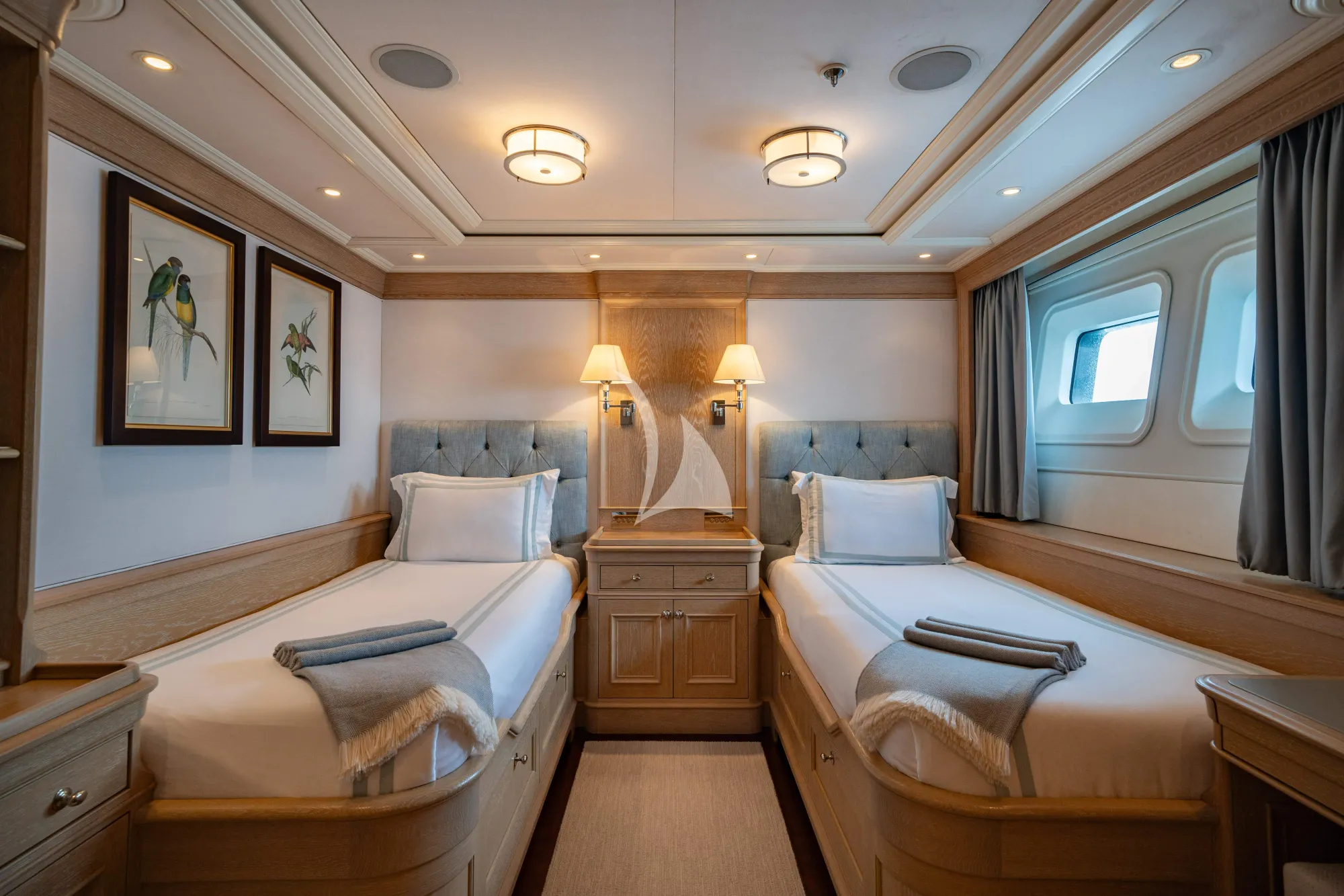 Charter Yacht FABULOUS CHARACTER - Holland Jachtbouw 42m - 5 Cabins - Nassau - Exumas - Bahamas