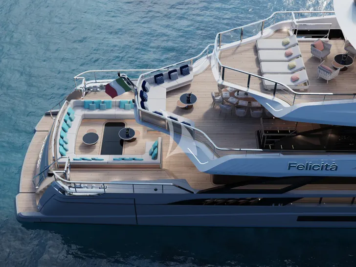 FELICITA Mangusta(Overmarine)Oceano 50 - aft decks FELICITA Mangusta(Overmarine)Oceano 50 - aft decks