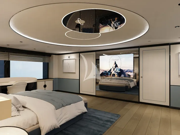 FELICITA Mangusta(Overmarine)Oceano 50 - master cabin bed and TV FELICITA Mangusta(Overmarine)Oceano 50 - master cabin bed and TV