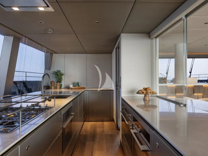 FELICITA Sunreef 80 - galley FELICITA Sunreef 80 - galley