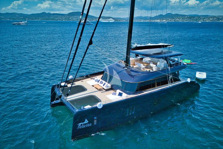 Charter Yacht FELICITA - Sunreef 80 - 5 Cabins - Cannes - Monaco - St. Tropez - French Riviera