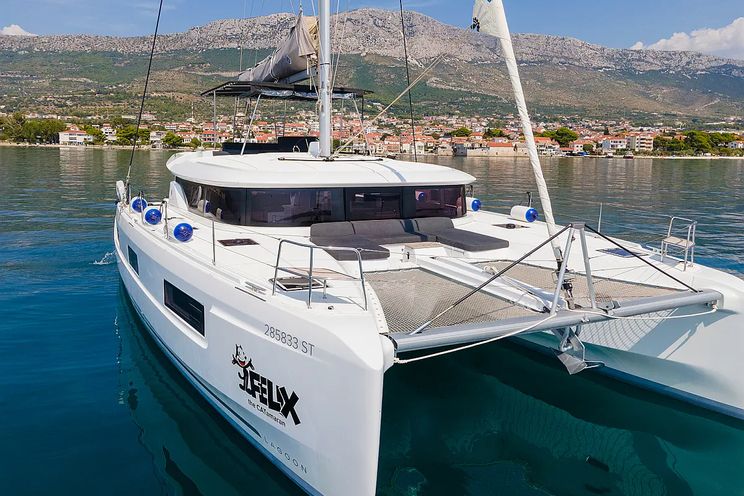 Charter Yacht FELIX - Lagoon 46 - 4 Cabins - Split - Dubrovnik - Hvar - Croatia