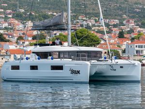 FELIX - Lagoon 46 - 4 Cabins - Split - Dubrovnik - Hvar - Croatia FELIX - Lagoon 46 - 4 Cabins - Split - Dubrovnik - Hvar - Croatia