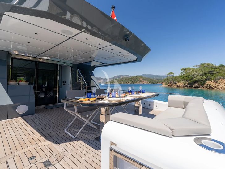 FERRO 77 Delta Marine 25m - main aft deck alfresco dining area FERRO 77 Delta Marine 25m - main aft deck alfresco dining area