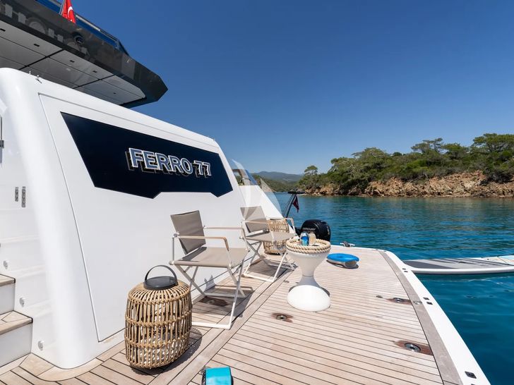 FERRO 77 Delta Marine 25m - swim platform FERRO 77 Delta Marine 25m - swim platform