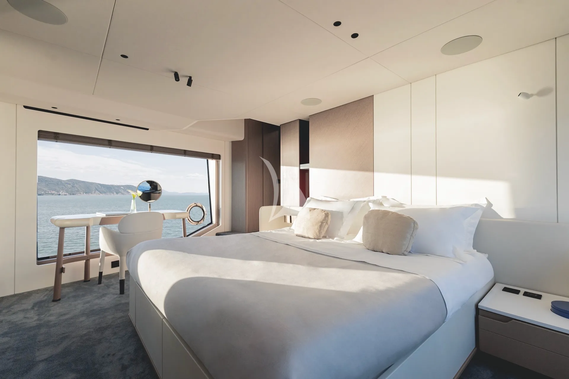 Charter Yacht FIRST HORIZON - Azimut Grande 26M - 5 Cabins - Split - Dubrovnik - Hvar - Croatia