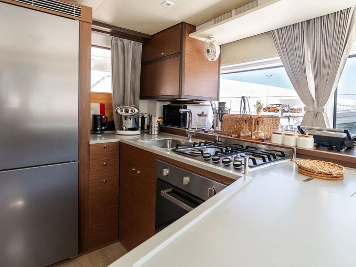 FICHISSIMO Lagoon 52F FICHISSIMO Lagoon 52F