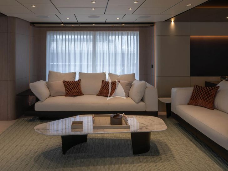 FIFI Custom Line Navetta 33 - main saloon seating FIFI Custom Line Navetta 33 - main saloon seating