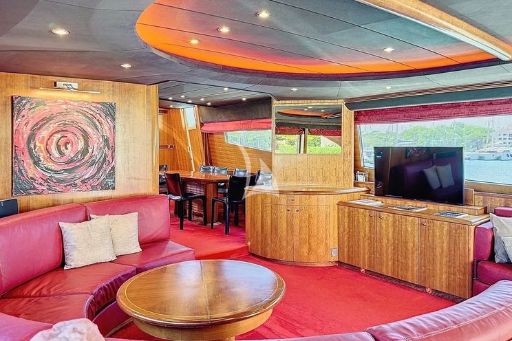 Charter Yacht FIGI - Couach 2800 Long Range - 4 Cabins - St Tropez - Cannes - Antibes - Nice - Monaco - French Riviera