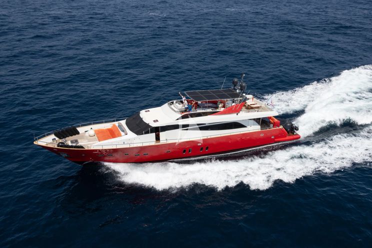 Charter Yacht FIGI - Couach 2800 Long Range - 4 Cabins - St Tropez - Cannes - Antibes - Nice - Monaco - French Riviera