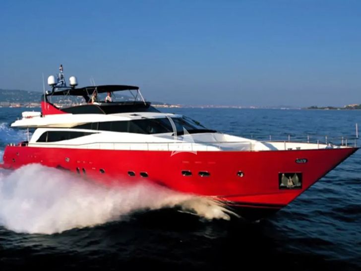 FIGI Couach 2800 Long Range - side profile close up FIGI Couach 2800 Long Range - side profile close up