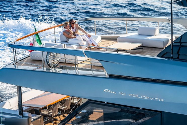 Charter Yacht FIGURATI - Riva Dolcevita 110 - 5 Cabins - Cannes - Monaco - St. Tropez - French Riviera
