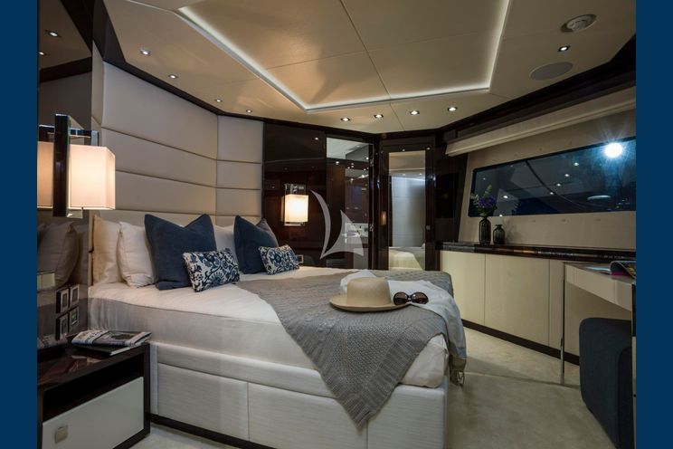 Charter Yacht FLEUR - Sunseeker 116 - 5 Cabins - Cannes - Monaco - St. Tropez - French Riviera