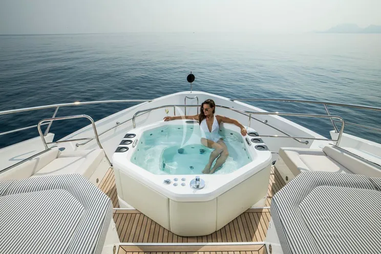 Charter Yacht FLEUR - Sunseeker 116 - 5 Cabins - Cannes - Monaco - St. Tropez - French Riviera