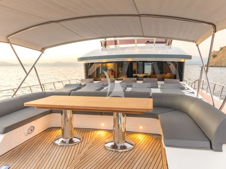 FLOKI Custom 78 Motor Yacht - foredeck lounging area and sun beds FLOKI Custom 78 Motor Yacht - foredeck lounging area and sun beds