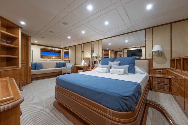 Charter Yacht FONERS - Izar 43m - 5 Cabins - Ibiza - Palma - Mallorca - Balearics - Spain