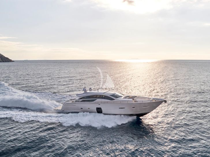FOR EVER Pershing 80 - cruising side profile FOR EVER Pershing 80 - cruising side profile