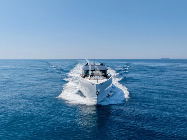 FORZA QUIETA Sanlorenzo SP92 - cruising bow view FORZA QUIETA Sanlorenzo SP92 - cruising bow view