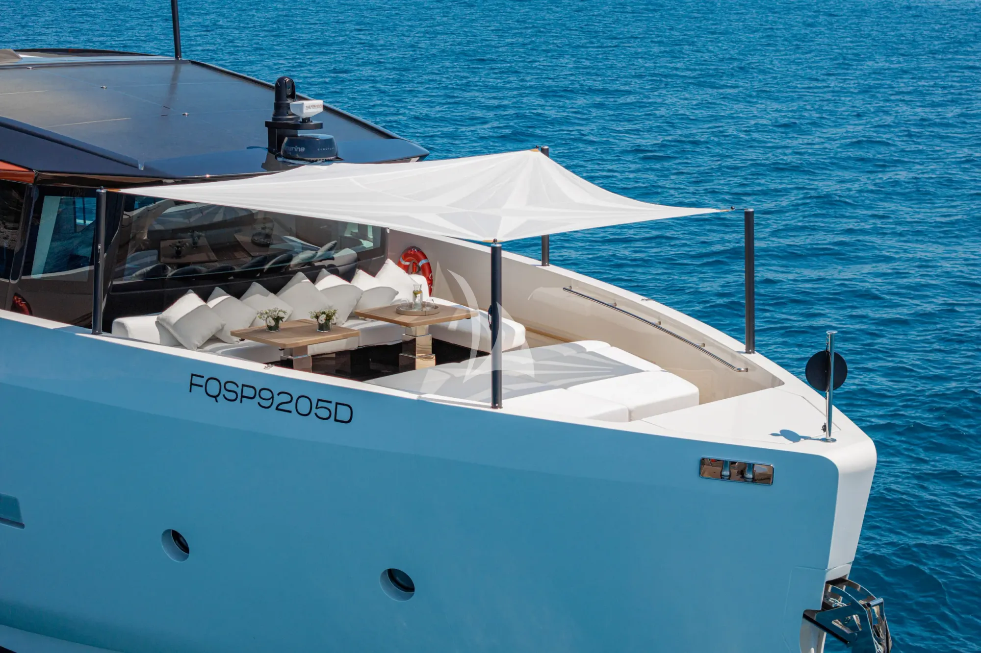 FORZA QUIETA Sanlorenzo SP92 - foredeck