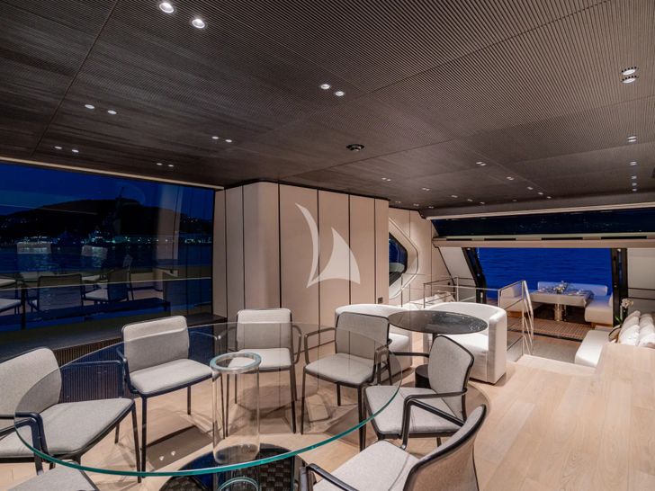 FORZA QUIETA Sanlorenzo SP92 - main dining area FORZA QUIETA Sanlorenzo SP92 - main dining area