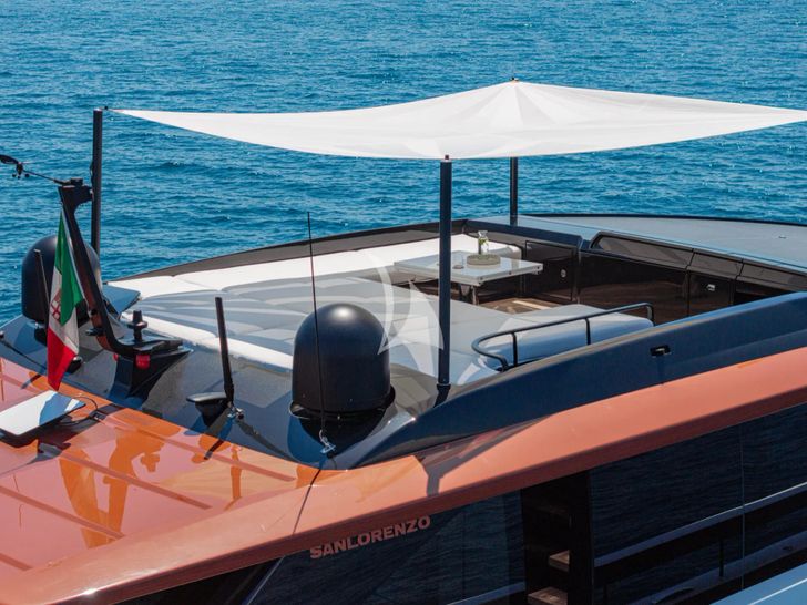 FORZA QUIETA Sanlorenzo SP92 - sundeck FORZA QUIETA Sanlorenzo SP92 - sundeck