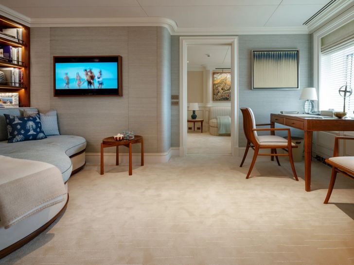 FOS Feadship 62m - master cabin office FOS Feadship 62m - master cabin office