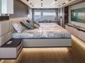 FOUR JOYS Maiora 30 master cabin bed and TV