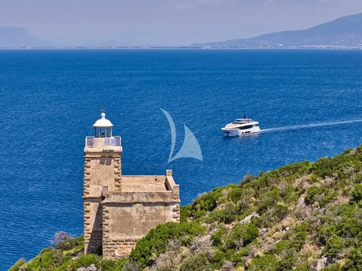 FOUR JOYS Maiora 30 - cruising in Croatia FOUR JOYS Maiora 30 - cruising in Croatia