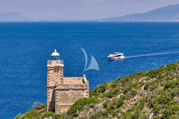 Charter Yacht FOUR JOYS - Maiora 30 - 5 Cabins - Kalamata - Athens - Mykonos - Paros - Greece