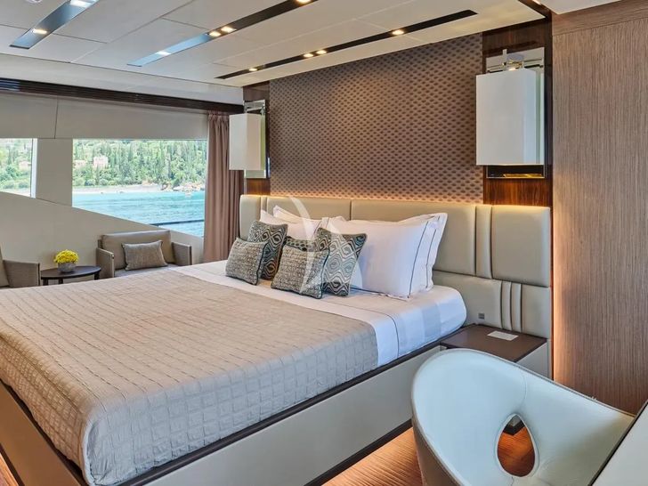 FOUR JOYS Maiora 30 - master cabin FOUR JOYS Maiora 30 - master cabin