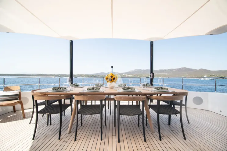 Charter Yacht FOX - Pendennis 34m - 5 Cabins - Nice - Antibes - St Tropez - Cannes - French Riviera