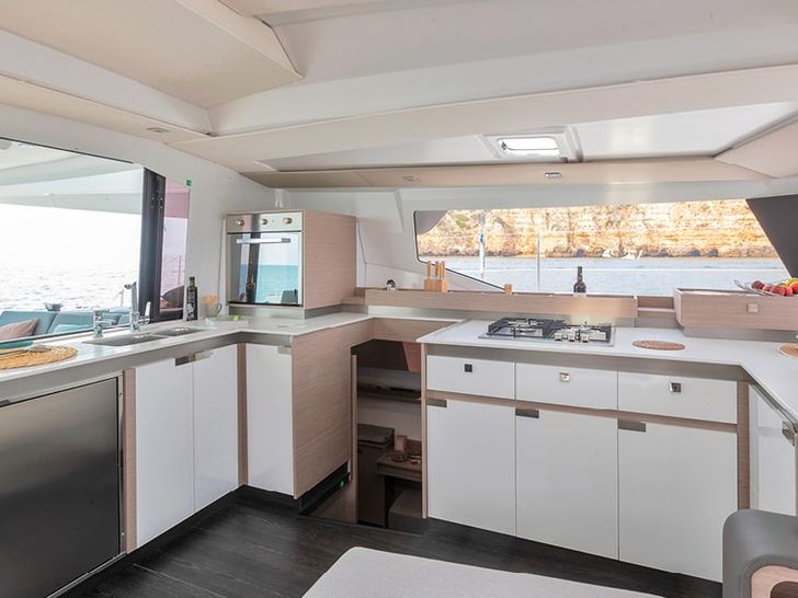 FP Elba 45 - Galley FP Elba 45 - Galley