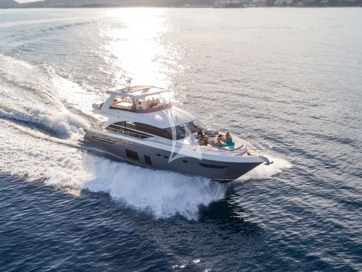 FREE SOUL Princess 68 - cruising at top speed FREE SOUL Princess 68 - cruising at top speed