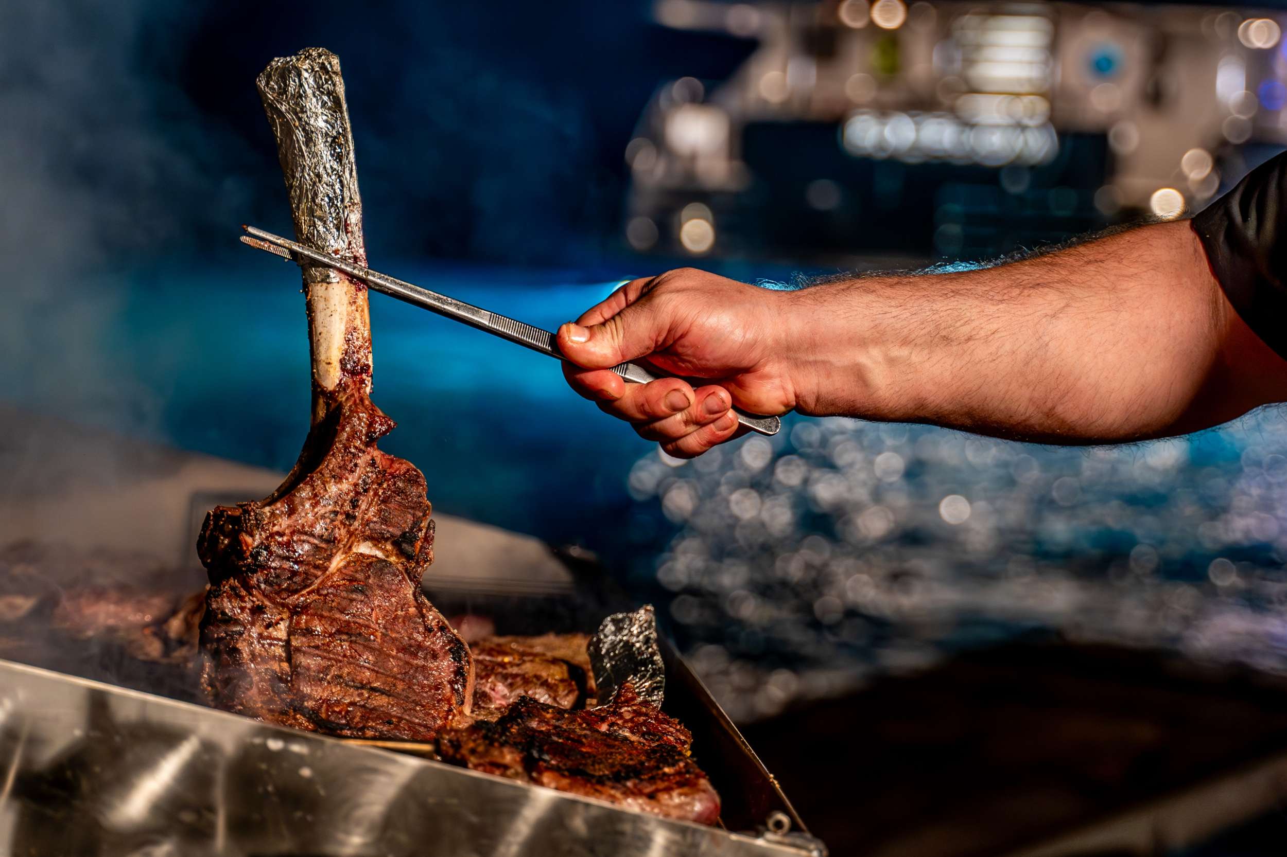 FREEDOM Custom 48m - massive steak