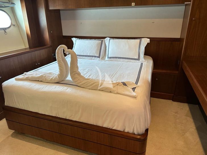 FRIENDSHIP Benetti Classic 115 - VIP cabin FRIENDSHIP Benetti Classic 115 - VIP cabin