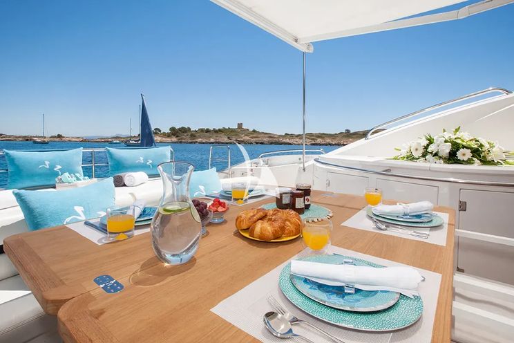 Charter Yacht FROGGY - Sunseeker Predator 72 - 4 Cabins - Palma - Mallorca - Ibiza - Balearics - Spain