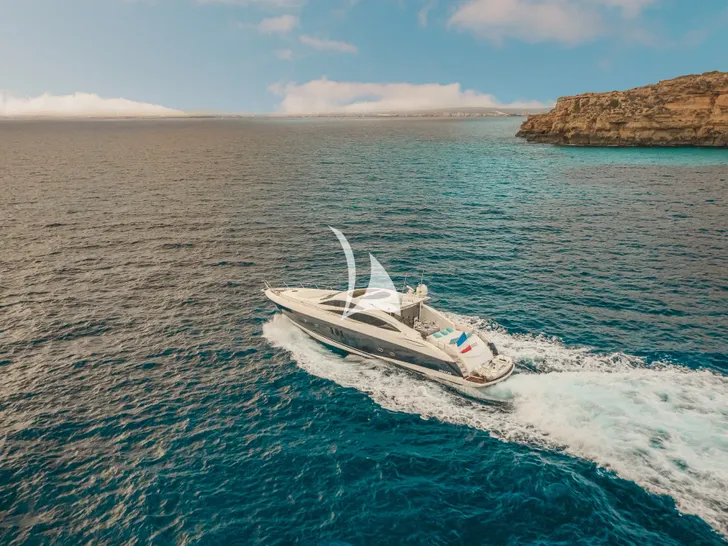 FROGGY Sunseeker Predator 72 - cruising FROGGY Sunseeker Predator 72 - cruising