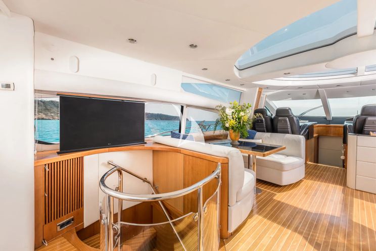 Charter Yacht FROGGY - Sunseeker Predator 72 - 4 Cabins - Palma - Mallorca - Ibiza - Balearics - Spain