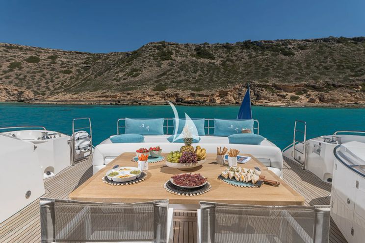 Charter Yacht FROGGY - Sunseeker Predator 72 - 4 Cabins - Palma - Mallorca - Ibiza - Balearics - Spain