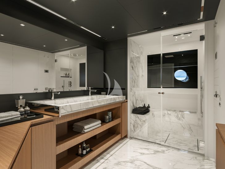G Riva 90 Argo - master cabin bathroom G Riva 90 Argo - master cabin bathroom