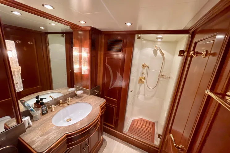 Charter Yacht GALAKTIKA SKAY - Benetti 30m - 4 Cabins - Male - Maldives